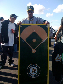 Drummerboy with A's table